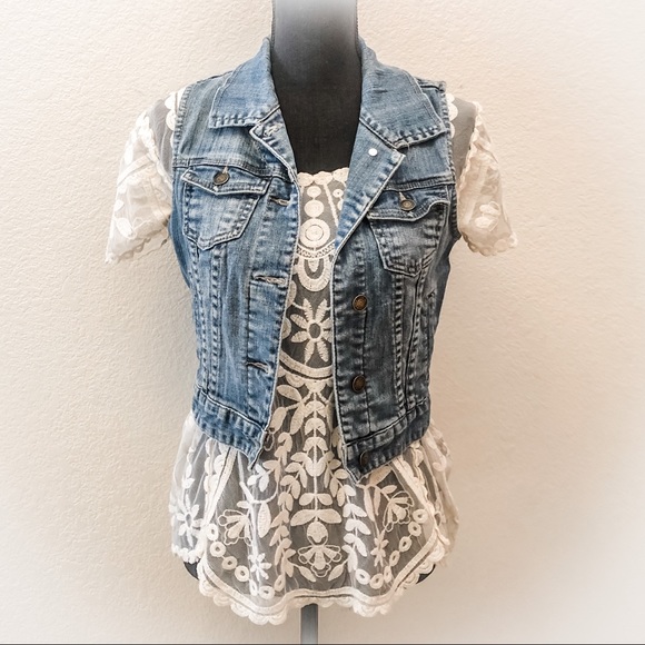 Gently Used I Love Hs1 Cropped Denim Vest - Picture 1 of 8